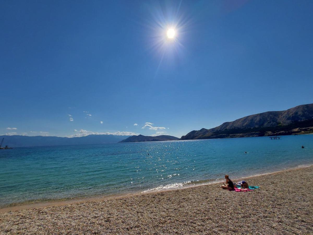 Apartments Fam Tomasic Baška Eksteriør bilde