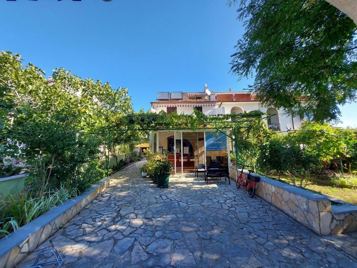Apartments Fam Tomasic Baška Eksteriør bilde